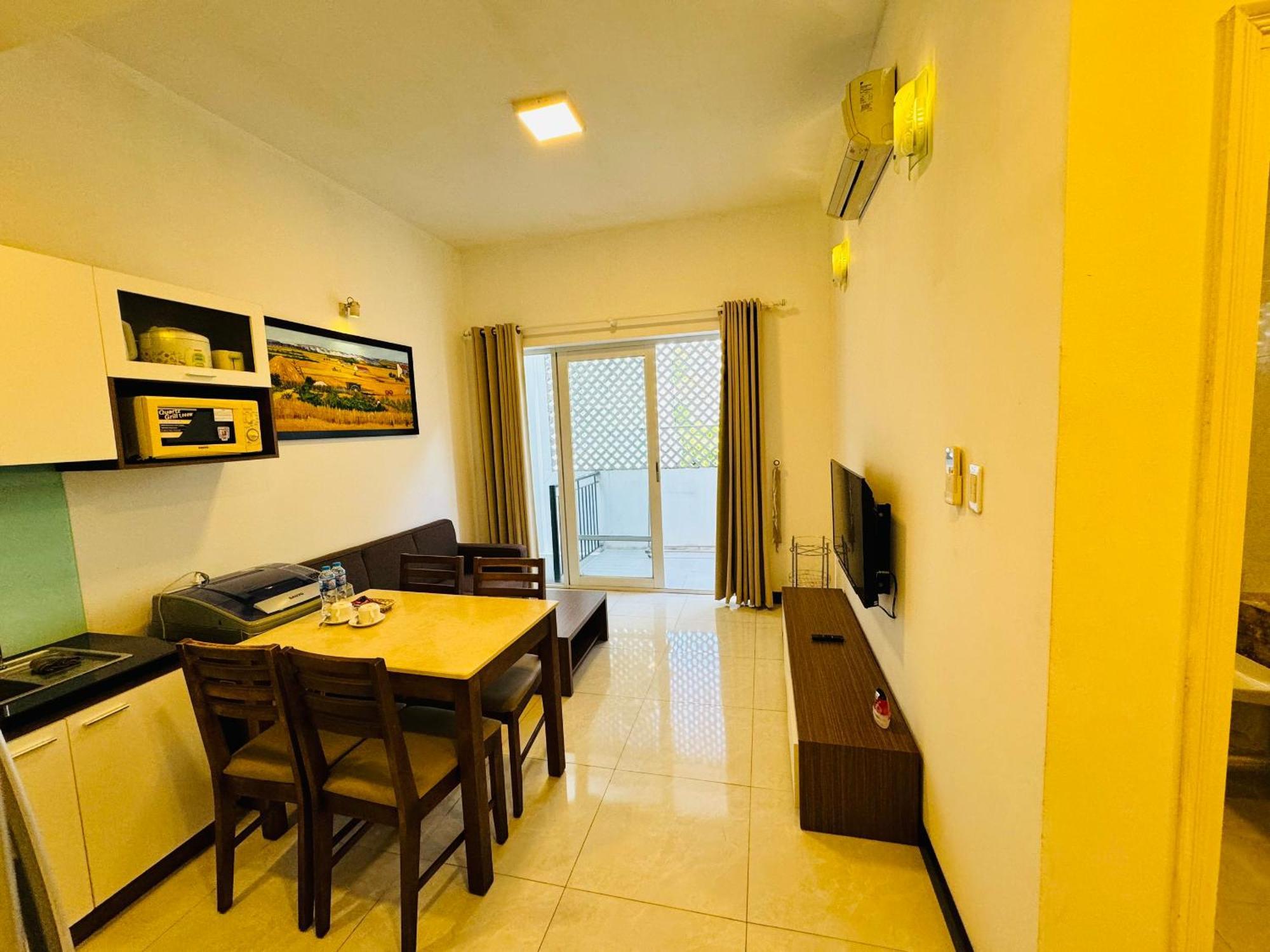 Pearl Service Apartment Хошимин Екстериор снимка